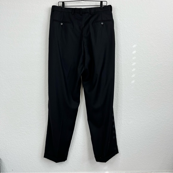 Hart Shaffner Marx Black Men Suit - Picture 9 of 14